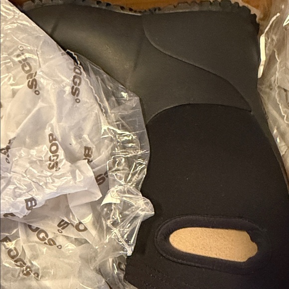 Boggs Kids Classic Black Waterproof Quilted Neoprene Rain Boot Size 3 NEW - Picture 6 of 6